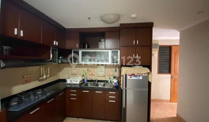 DISEWAKAN APARTMENT BAGUS FULLY FURNISHED DI PUSAT KOTA KEMAYORAN ,DEKAT PINTU TOL ANCOL Apartemen Mediterania Lagoon Kemayoran 3 Kamar Tidur Bagus