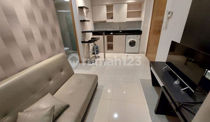 DISEWAKAN APARTMENT TYPE 2 BED FULLY FURNISHED DIPUSAT KOTA KEMAYORAN Apartemen The Mansion Dukuh Golf Kemayoran 2 Kamar Tidur Bagus Furnished
