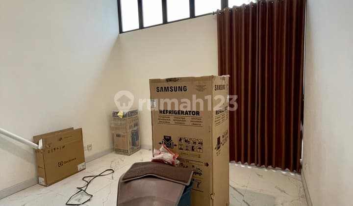 Disewa Rumah 3 Kamar Semi Furnish di Asya Jakarta Garden City