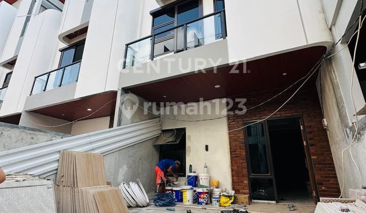 Rumah Cluster Eksklusif Ready Stock Lokasi Bagus Utan Kayu