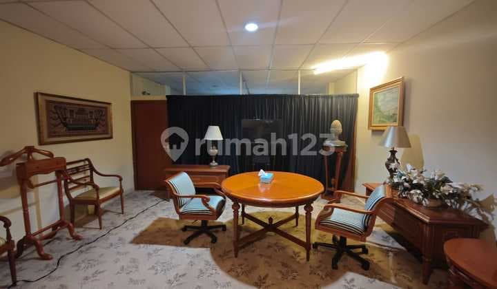Ready-to-use 4-Storey Shop/Office at Business Park Kebon Jeruk, West Jakarta