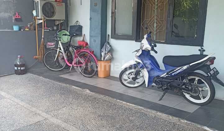 Rumah di Metro Permata Tangerang Luas 8X18 1,5 Lt SHM AC 2 Unit