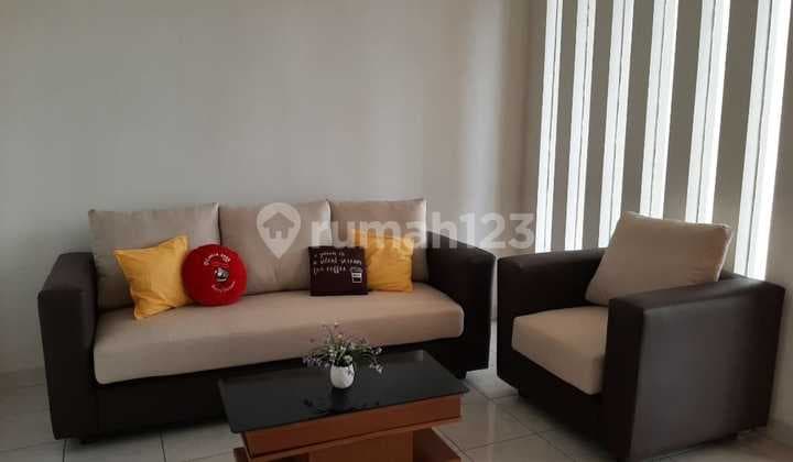 Nice House in De Park Bsd Tangerang, Area 10x30, Fully Furnished