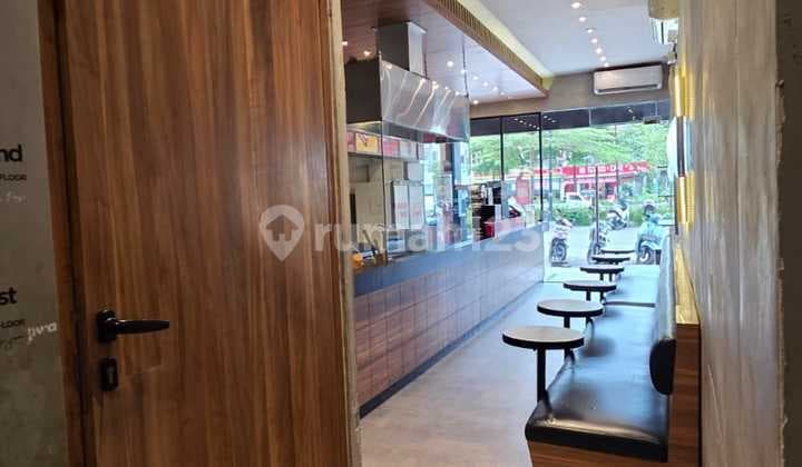 Ruko Bagus di Citra 6 Jakarta Barat 3,5 Lantai HGB Siap Huni