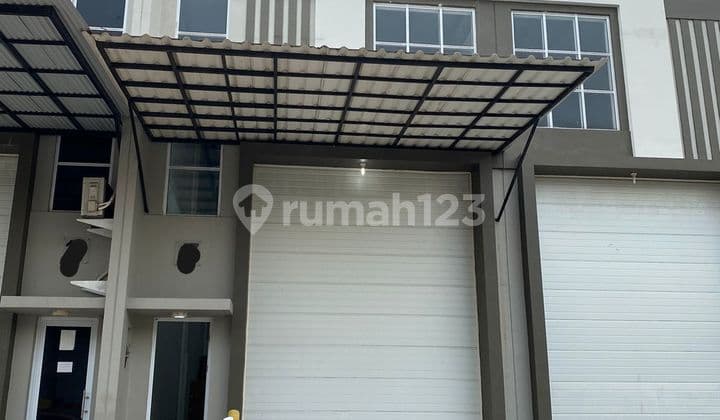 Gudang The Store Greenlake City Cipondoh Tangerang Luas 7X20m