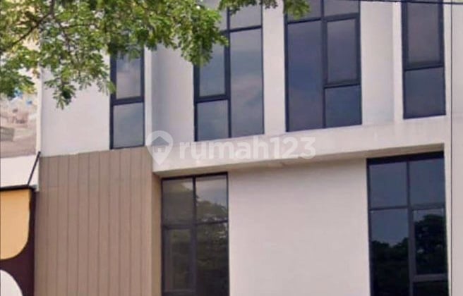 Ruko Easton Jl. Dr. Ir. H. Soekarno, Mer Surabaya