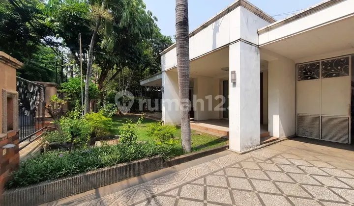 Nice House Central CityRaya Attorney General Suprapto