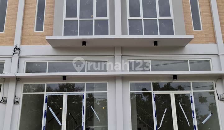 Ruko di Alana Driyorejo, Gresik 60 m Baru HGB