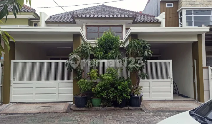 Rumah 2 Lantai Bagus SHM di Pondok Maritim, Surabaya Rumah 2 Lantai Bagus SHM di Pondok Maritim, Surabaya