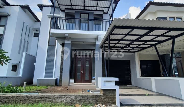 Nice 2-Storey House with SHM in Royal Residence, Surabaya