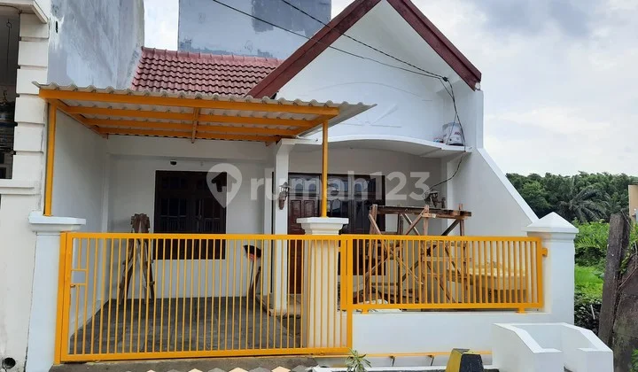 Rumah Bagus SHM di Babatan Pilang, Surabaya Rumah Bagus SHM di Babatan Pilang, Surabaya