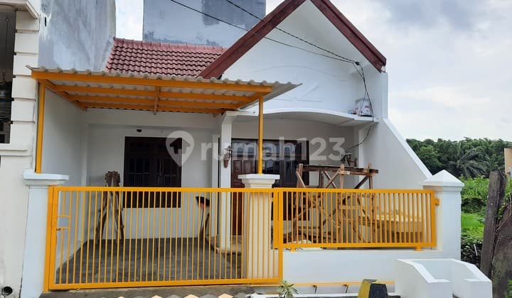 Rumah Bagus SHM di Babatan Pilang, Surabaya