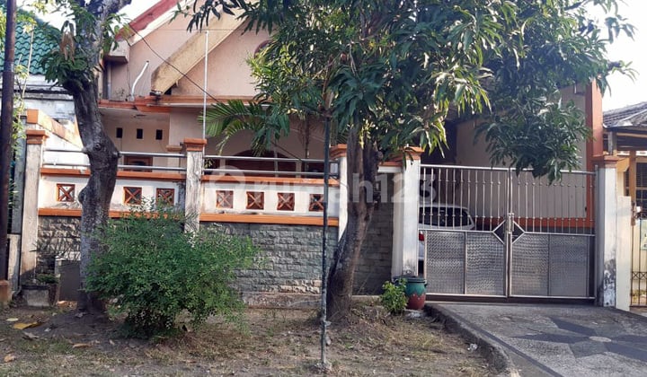 Rumah Bagus SHM di Darmo Sentosa Raya, Surabaya