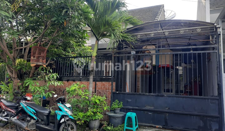 Rumah Bagus SHM di Babatan Mukti, Surabaya Rumah Bagus SHM di Babatan Mukti, Surabaya