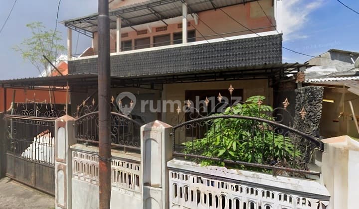 Rumah Bagus Bratang Wetan Gubeng, Surabaya