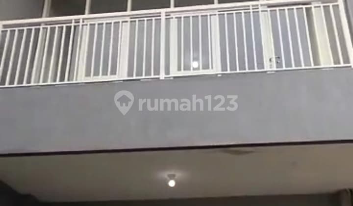 Ruko Bagus Siap Usaha 250 m2 SHM Graha, Surabaya
