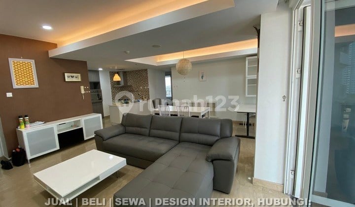 Royale Springhill 3BR (192m)
