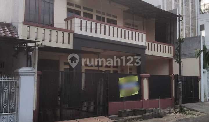 Dijual Rumah 2 Lantai Di Jalan Tebet Barat Dalam, Jakarta Selatan
