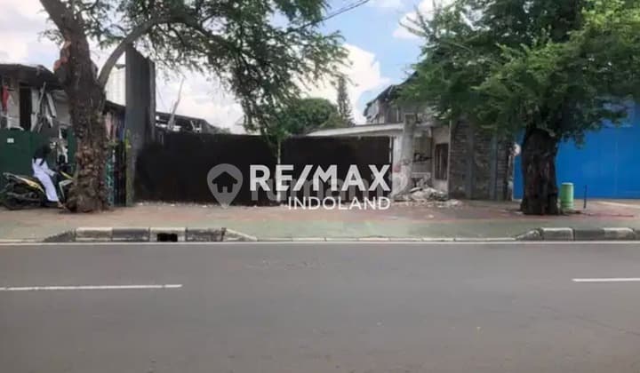 Strategic Commercial Land for Sale in Kedoya, West Jakarta