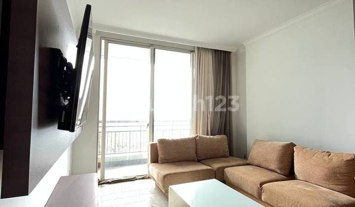 FOR SALE – 2BR Unit Central Park Apartment View Kolam Renang & Tribeca
