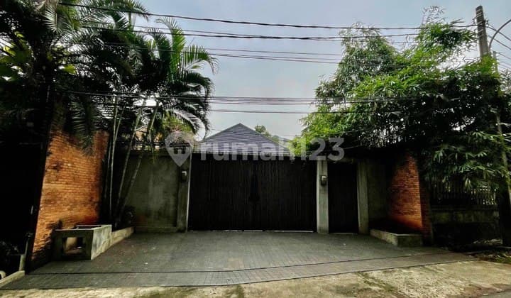 FOR SALE VERY CHEAP - NJOP PRICE Land with Building Bonus - Kemanggisan, West Jakarta