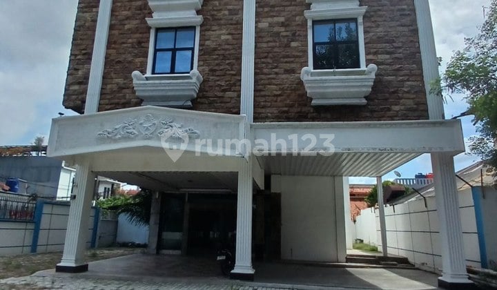 Jual Gedung 5 Lantai Lokasi Sangat Strategis, Jl. Daan Mogot Raya, Cengkareng, Jakarta Barat