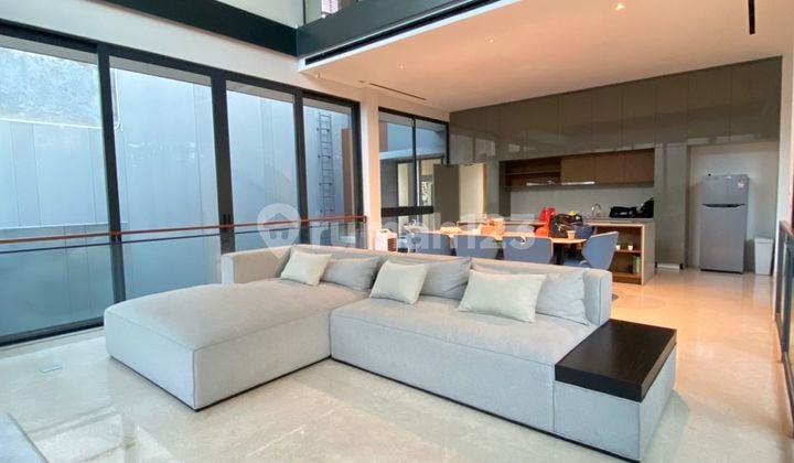 Dijual Rumah Mewah Tipe Lyndon di Navapark BSD City, Tangerang Selatan