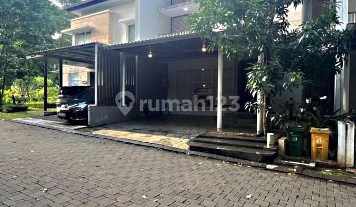Dijual Rumah Cantik Dalam Komplek Serenia Hills, Cluster Ultimate, Lebak Bulus - Jakarta Selatan