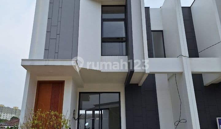 Rumah Konsep Industrial diCiputat Promo dp 5 Juta All in