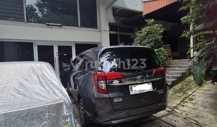 Dijual Rumah di Area Jl. Tirtayasa Dekat Senopati dan Ptik. Jalan Lega. Luas 343M2 Harga Rp 23.5 Milyar