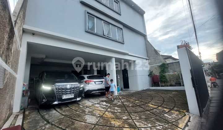 Rumah Kost Kostan Kawasan Strategis Bisnis Dekat MRT Kebayoran Baru