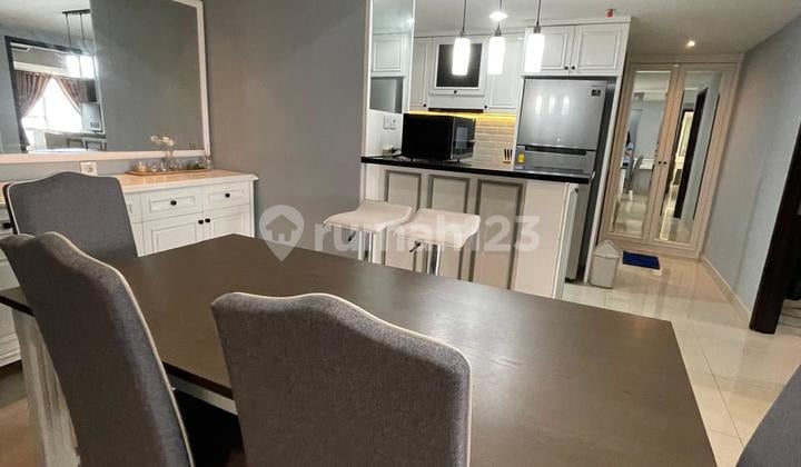 Orange County Apartment