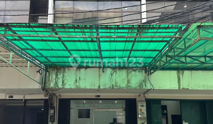 Ruko Rapih di ITC Roxy Mas , Cideng Semi Furnished