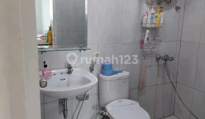 2 Bedroom Apartment in Cempaka Mas Furnished Nice