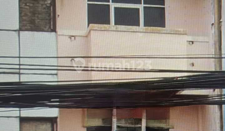 Shop House in North Bogor 3 Floors Area 120M Shop House in North Bogor 3 Floors Area 120M