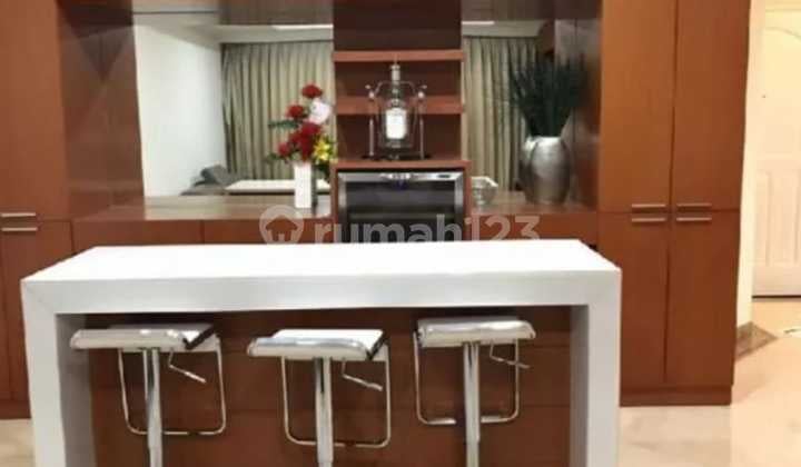 Apartemen Furnished 2BR Luas 149m di Kusuma Chandra Jakarta Selatan
