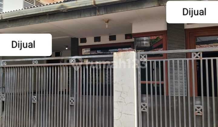 Rumah Siap Huni di Menteng Dalam Jakarta Selatan