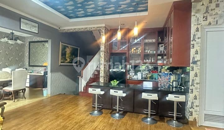 2.5-Storey Ready-to-Occupy House in Kebayoran Residence, Bintaro, South Tangerang