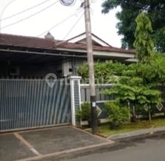 Rumah cantik dekat Pondok Indah di Bintaro utama TangSel
