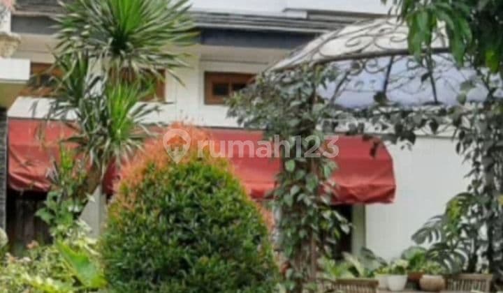 Rumah cantik lokasi premium di Menteng Bintaro tangsel