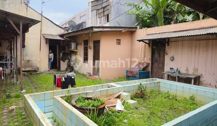 RUMAH LUAS 1 LANTAI – POTENSIAL UNTUK INVESTASI & RENOVASI, NV RUMAH LUAS 1 LANTAI – POTENSIAL UNTUK INVESTASI & RENOVASI, NV