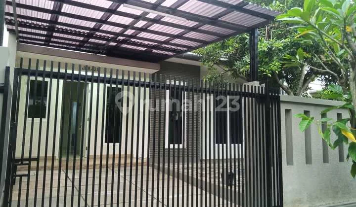 For Rent House in Bintaro Sector 9 - 2+1 BR, Ready to Occupied, Negotiable Price For Rent House in Bintaro Sector 9 - 2+1 BR, Ready to Occupied, Negotiable Price