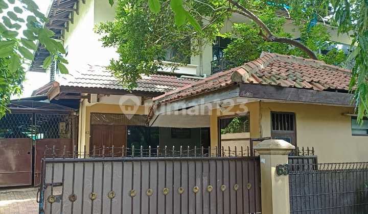 Rumah Mewah di Ciracas - LT 849 m², 9 Kamar, Garasi 10 Mobil, Cocok Hunian & Usaha, TAT