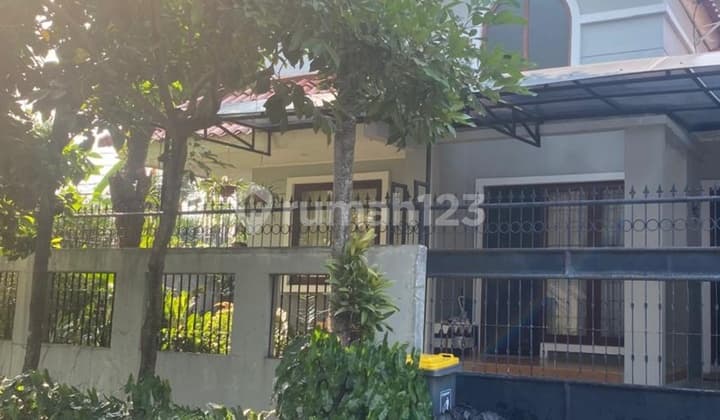 Furnished Rental House Near Public Facilities in Bintaro Sector 9, South Tangerang