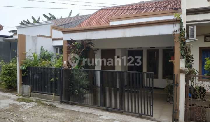Rumah Nyaman 2 Lantai di Petukangan Selatan Jakarta Selatan