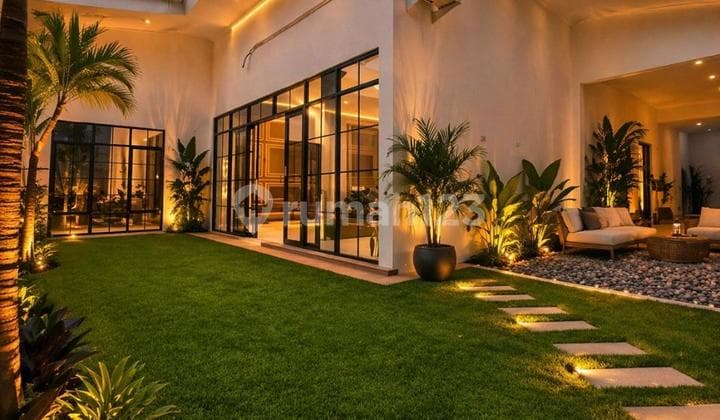Rumah Mewah American Classic di Jaksel - Dekat Citos & MRT Fatmawati!
