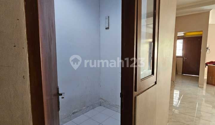 Rumah 1 Lantai di Imeperial Gading Lokasi Strategis Gate Sistem