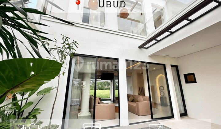 Modern Tropical Villa For Sale in Ubud with Ricefield View