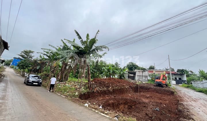 Ready-to-Build Plot Behind Unimus Campus