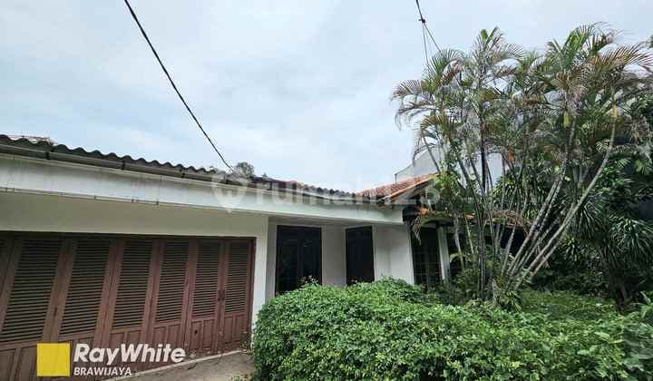 Rumah di Kemang Dalam, Jakarta Selatan, 1 lantai, hadap Selatan, 10 menit ke Mal Kemang Village